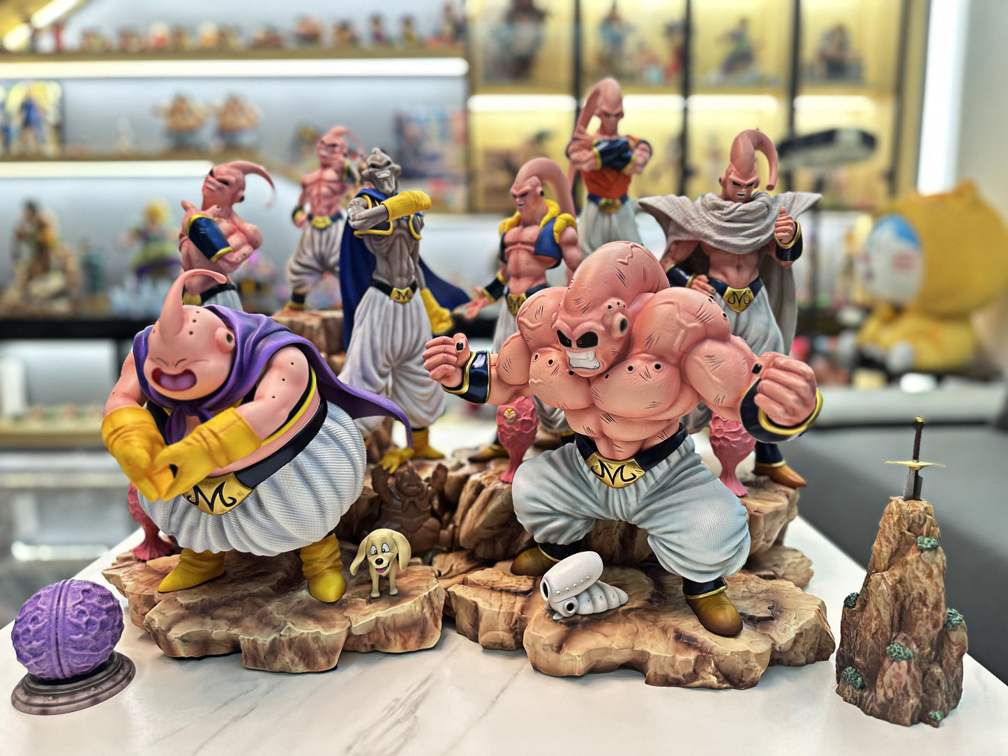 DIM MODEL STUDIO – DRAGON BALL Z: BUU SERIES, SOUTH SUPREME KAI BUU [IN STOCK]