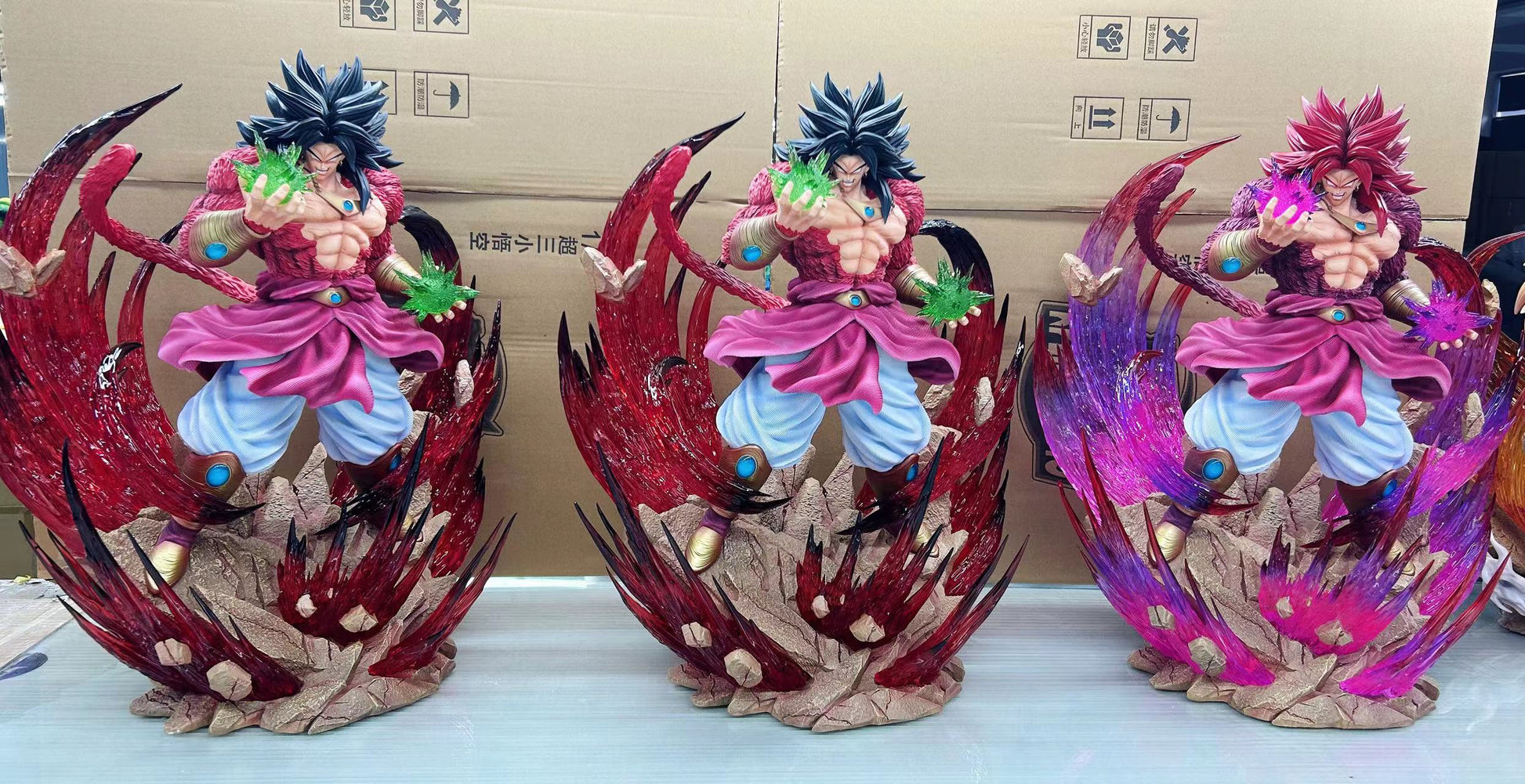 PRE-ORDER kylin Studio - Dragon Ball #7 Super Saiyan 4 Broly 1/6 Statue(GK)