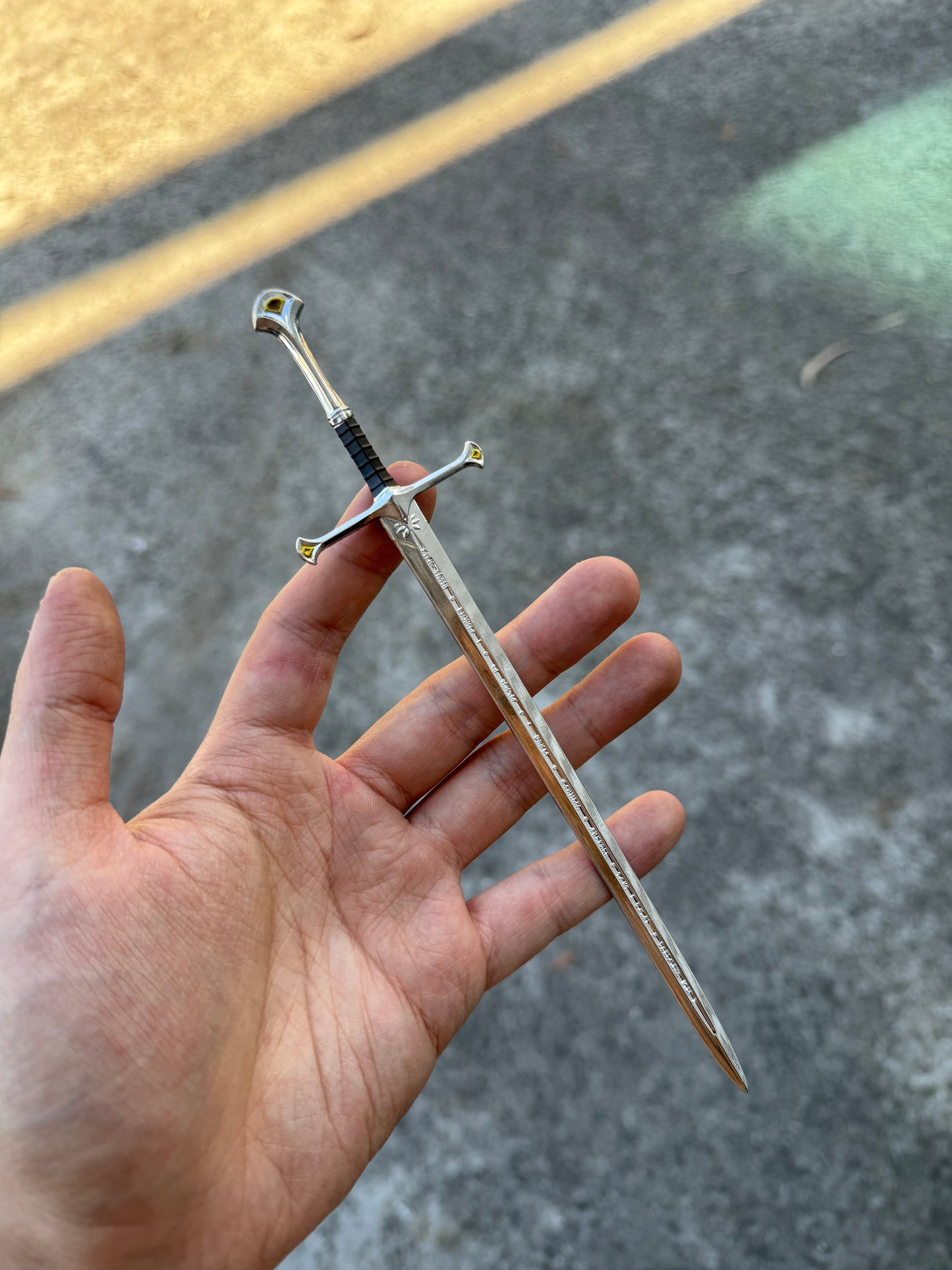 LORD OF THE RINGS – ANDURIL MINI REPLICA