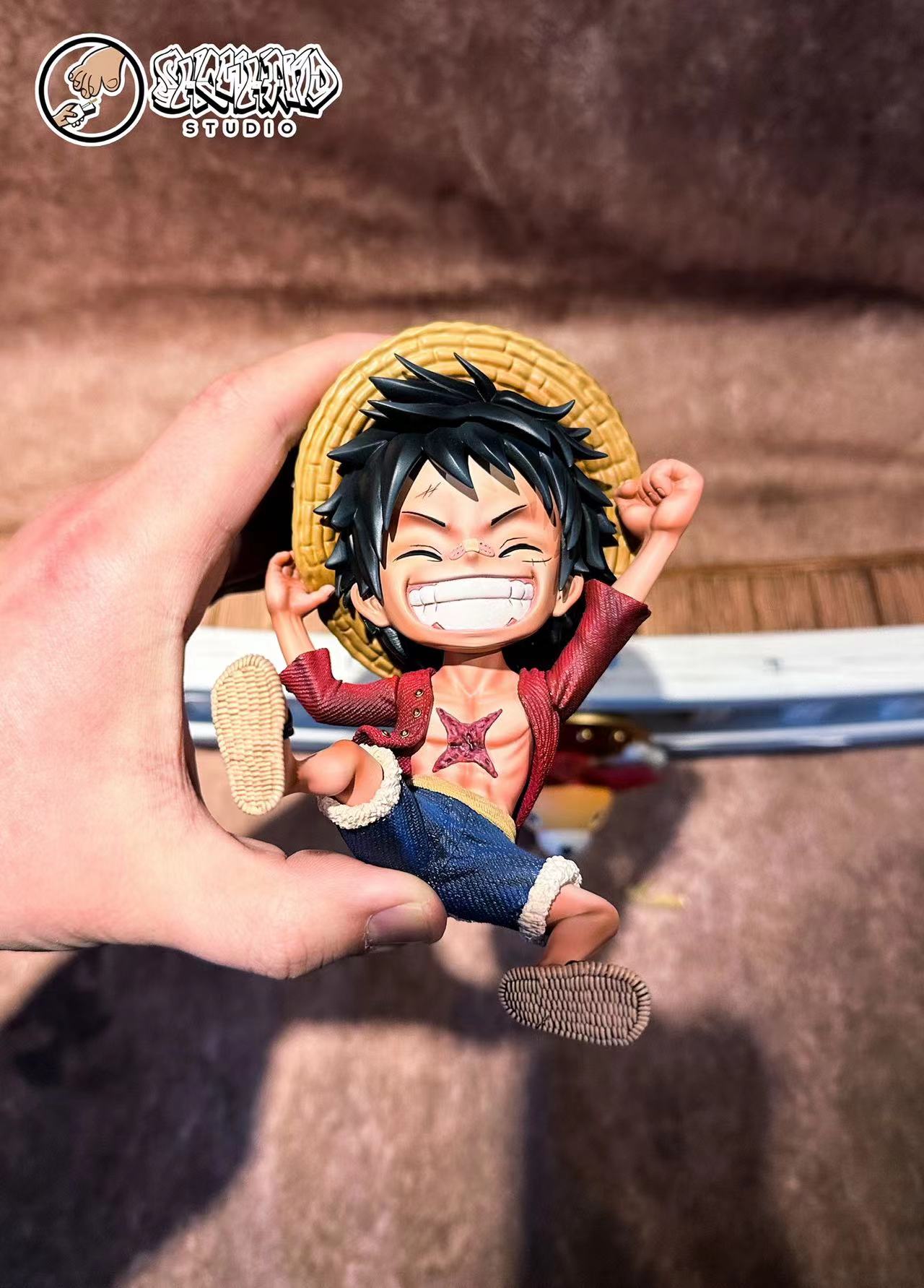 SHOWHAND STUDIO – ONE PIECE: STRAW HAT PIRATES SERIES, LUFFY [SOLD OUT]