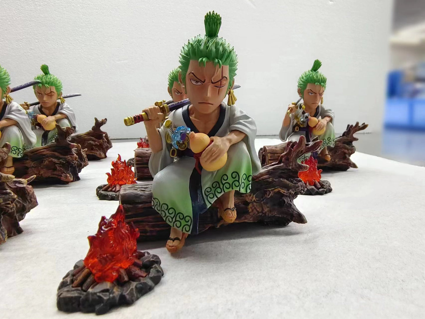 THREEL STUDIO – ONE PIECE: BONFIRE ZORO [IN STOCK]