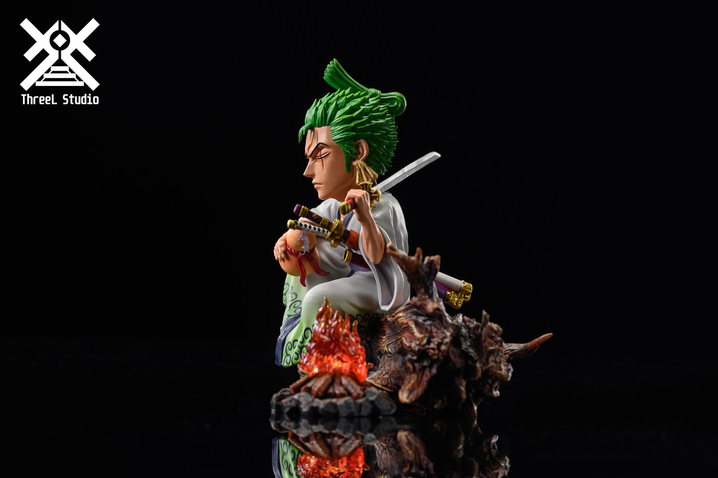 THREEL STUDIO – ONE PIECE: BONFIRE ZORO [IN STOCK]