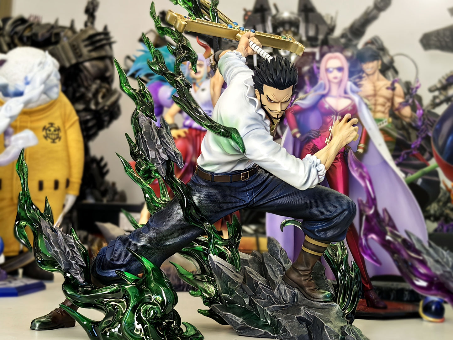 TH STUDIO – ONE PIECE: "HAWK-EYE" MIHAWK [IN STOCK]