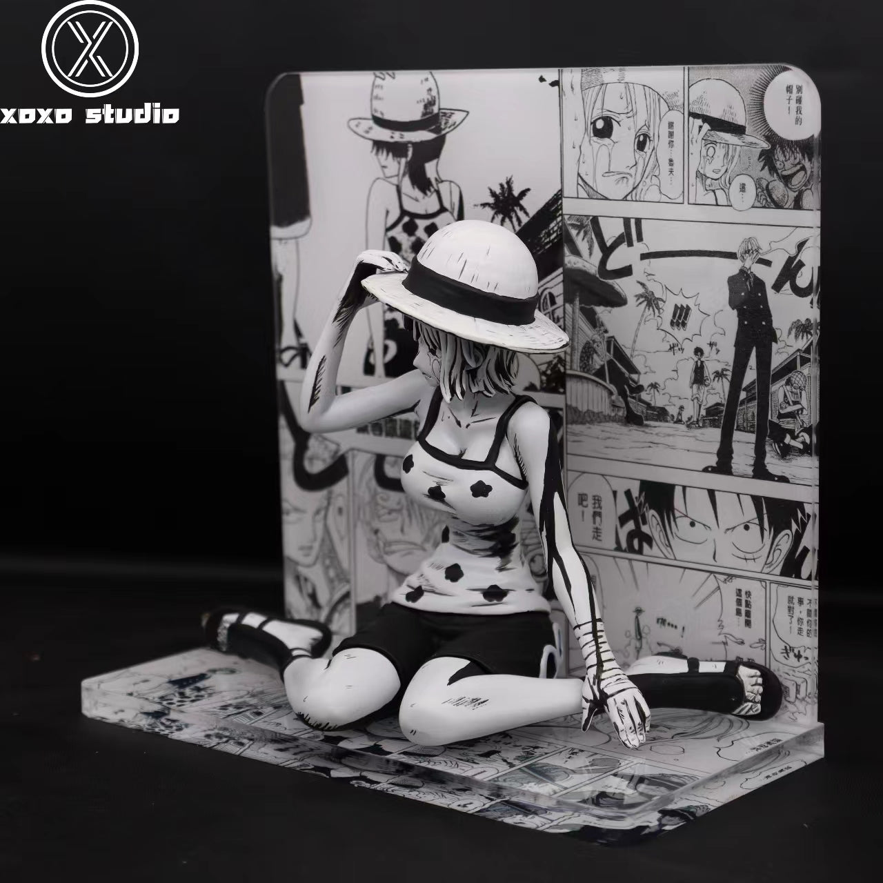 XOXO STUDIO – ONE PIECE: BLACK AND WHITE MANGA SERIES, NAMI [IN STOCK]